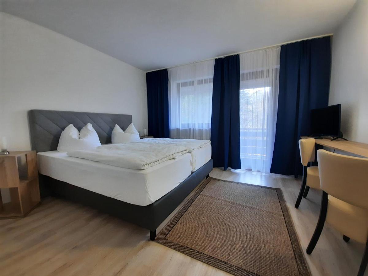 Hotel Pension Bluechersruh Bad Berneck im Fichtelgebirge Buitenkant foto